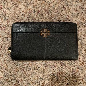Tory Burch Black Leather Wallet